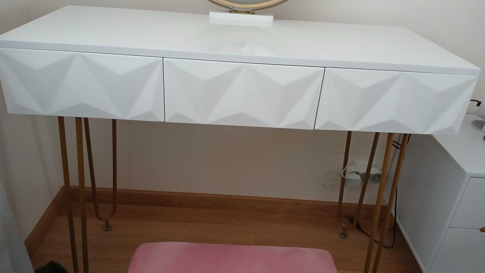 Toucador / penteadeira branca nova