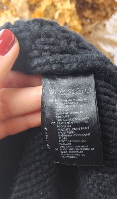 Wełniany kardigan czarny wełna dziergany sweter gruby ciepły sweterek