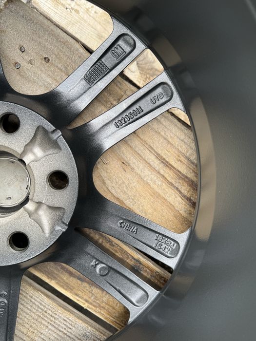 Диски 5/120r18 original opel insignia