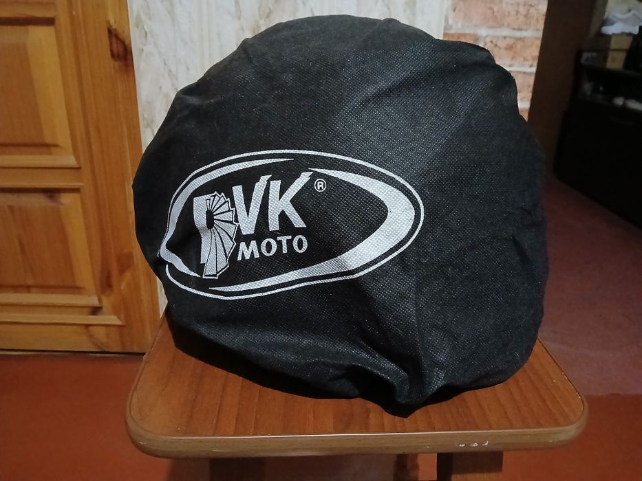 Шолом для мотоцикла.  Шлем для мотоцикла.