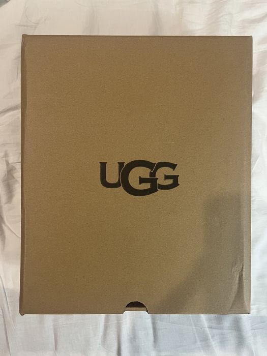 Bota Ugg Bege/Castanho Claro