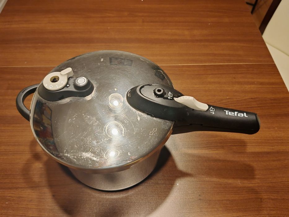 Szybkowar Tefal Secure 5 neo 6l