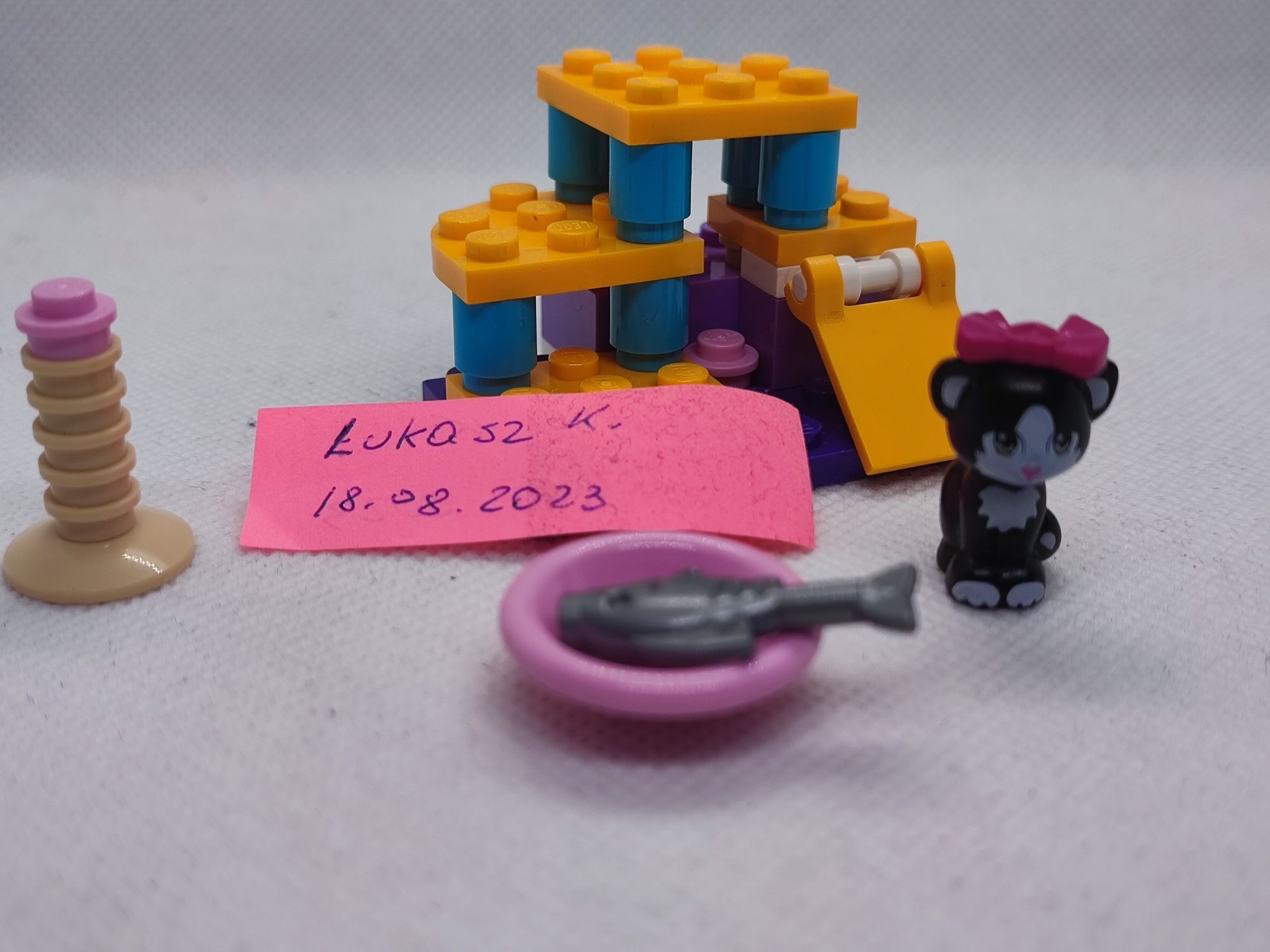 LEGO® 41018 Friends - Plac zabaw kota