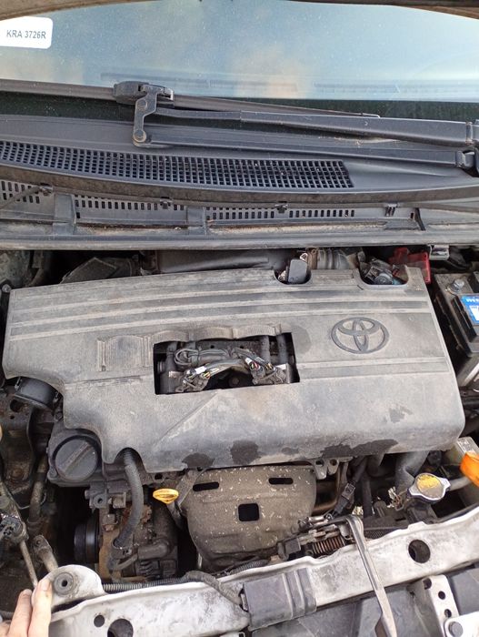 silnik toyota yaris 3 1.3 benzyna R1Nr- P12 skrzynia biegów yaris 3