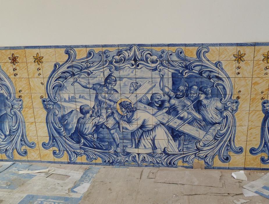 Paineis em azulejo pintado à mão para Capelas e Igrejas