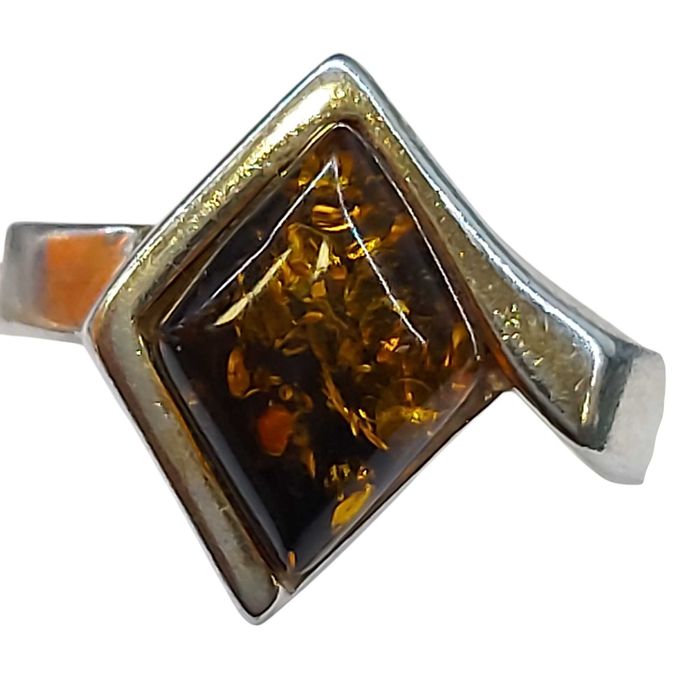 Srebrny pierścionek 925/ bursztyn