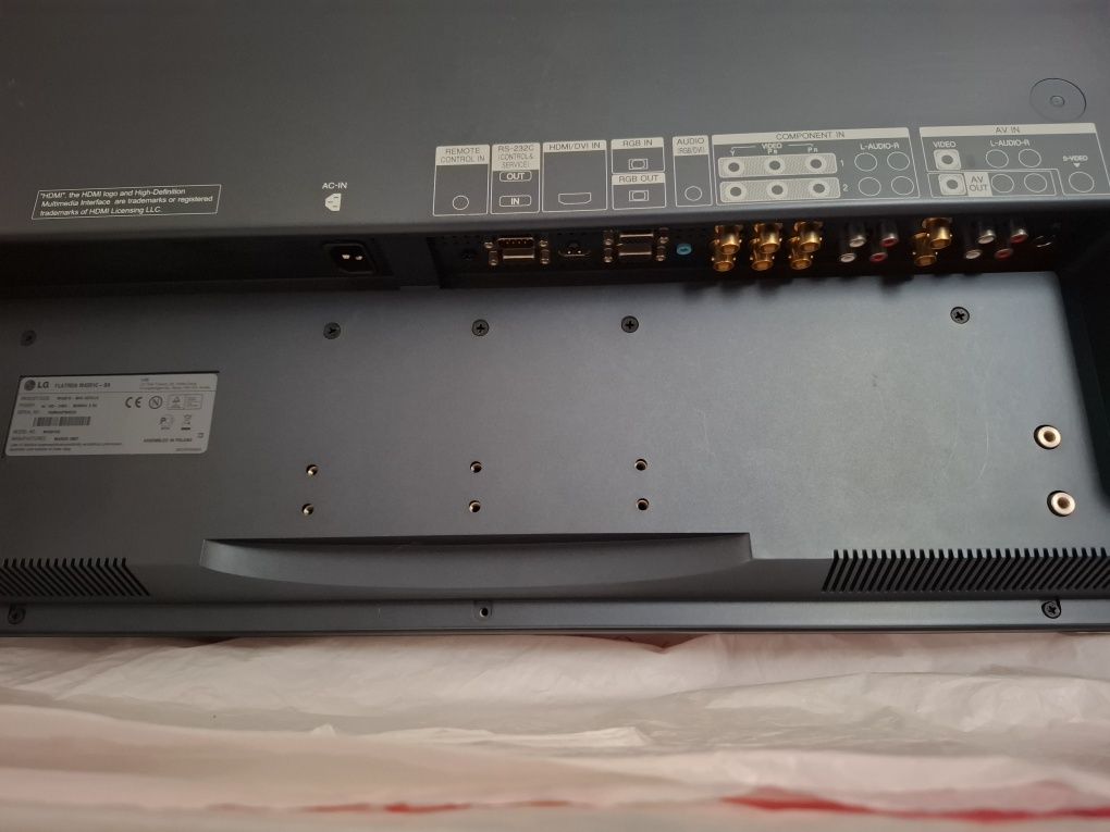 Lg flatron preto 42"