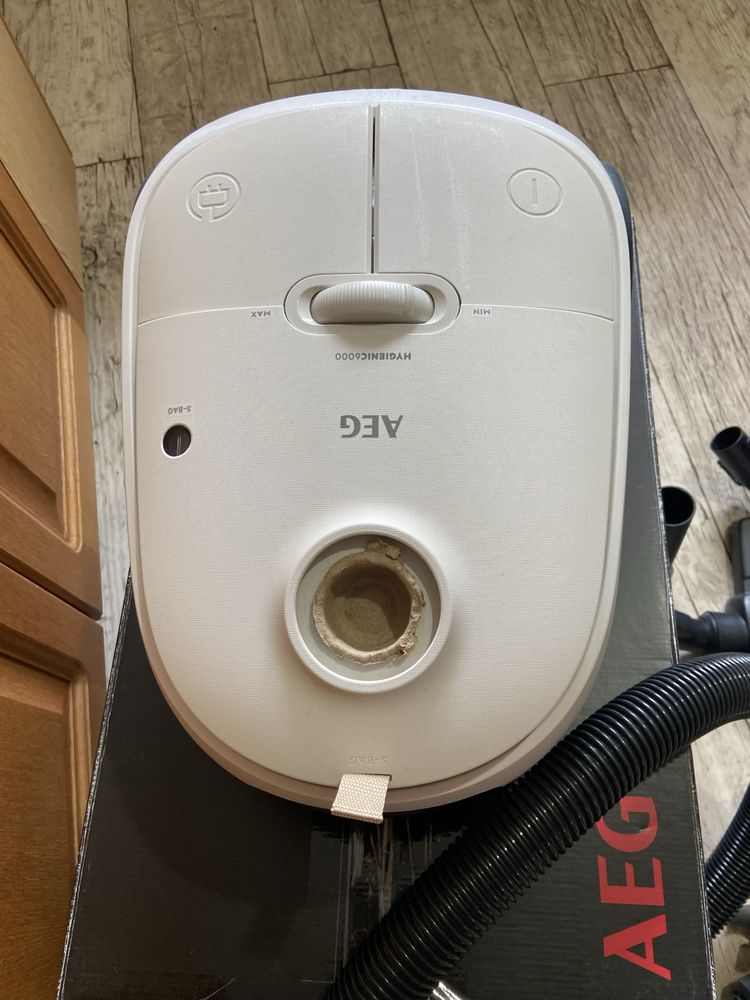 Odkurzacz AEG HYGIENIC 6000