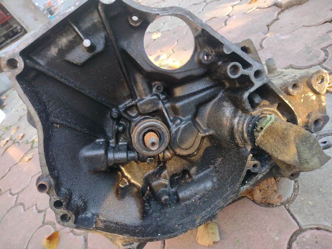 МКПП коробка передач Hinda civic shuttle 1986 1987 1985 1988 rover 200