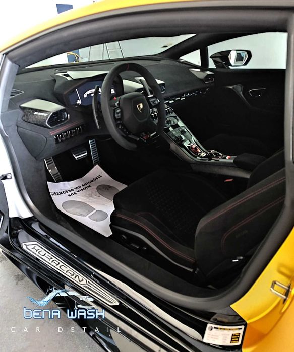 Lavagem Detalhada Automóvel