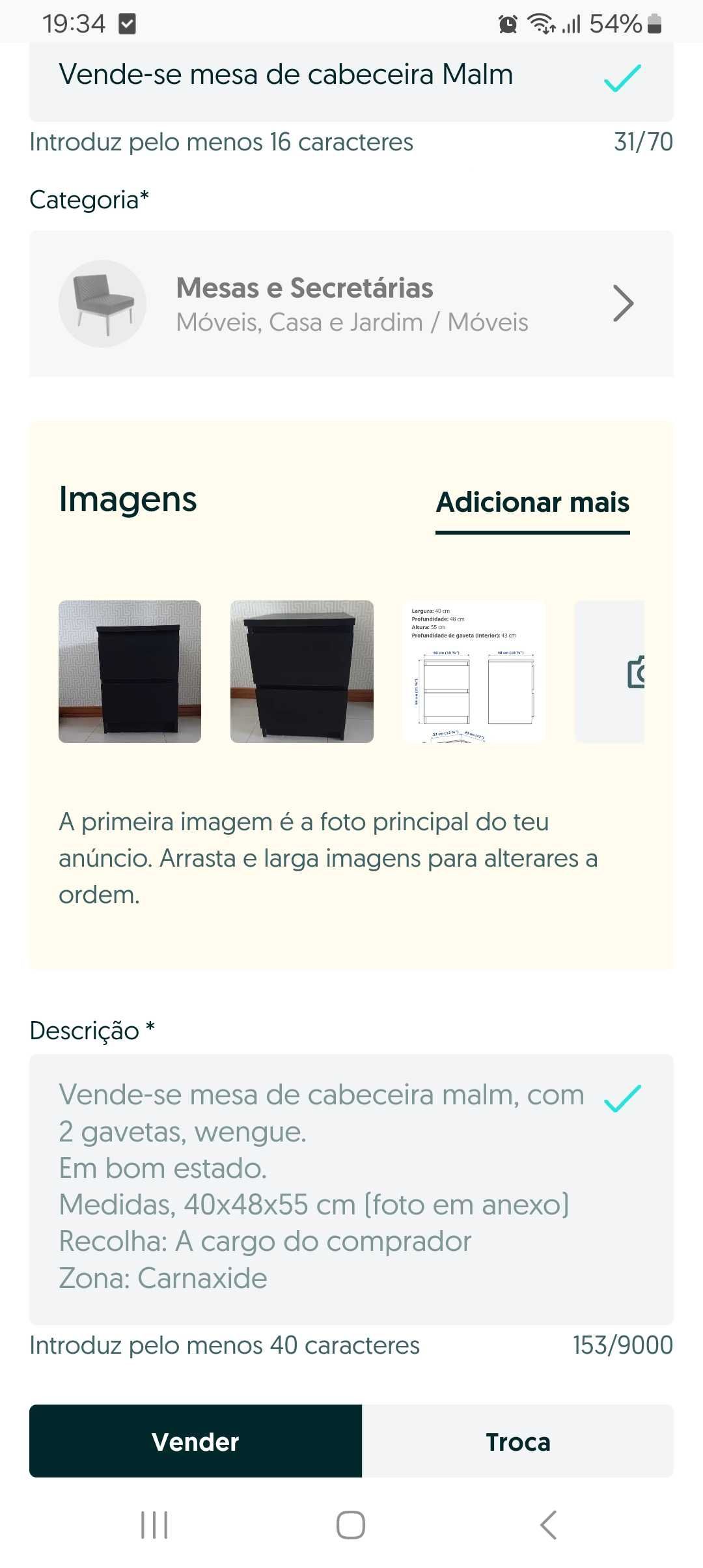 Mesa de cabeceira em bom estado