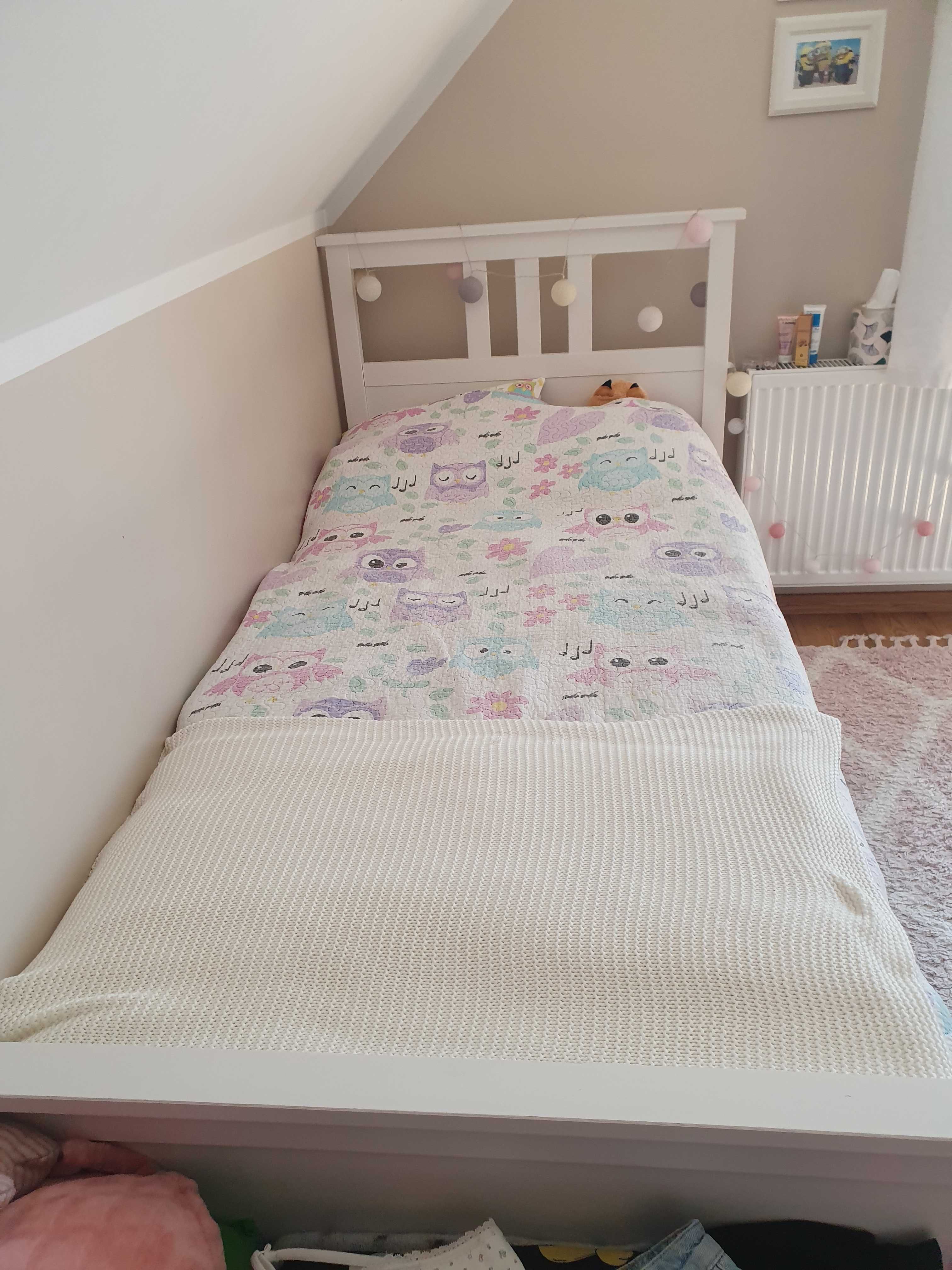 Łóżko z materacem Hemnes
