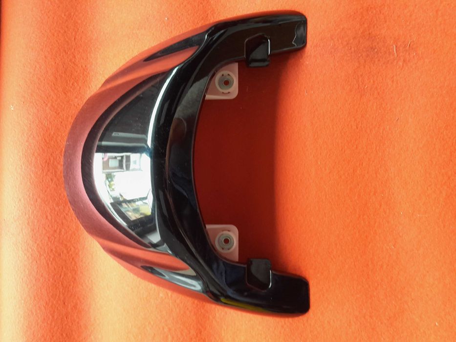 Osłona siedzenia suzuki vzr intruder bulevard