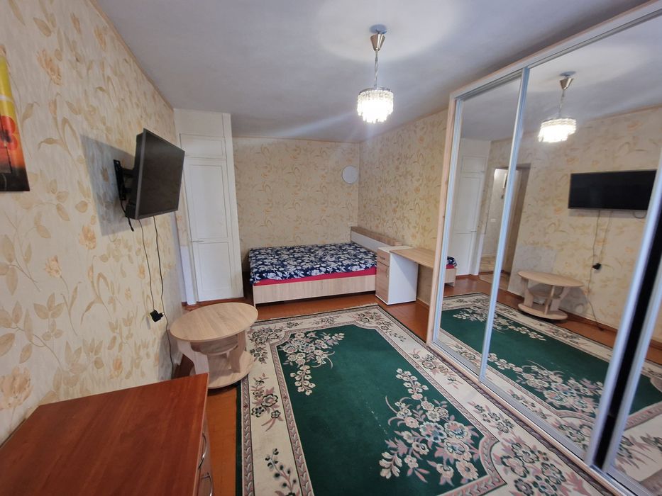 Продажа 1ой квартиры в Вознесеновском р-не (ТЦ Украина)