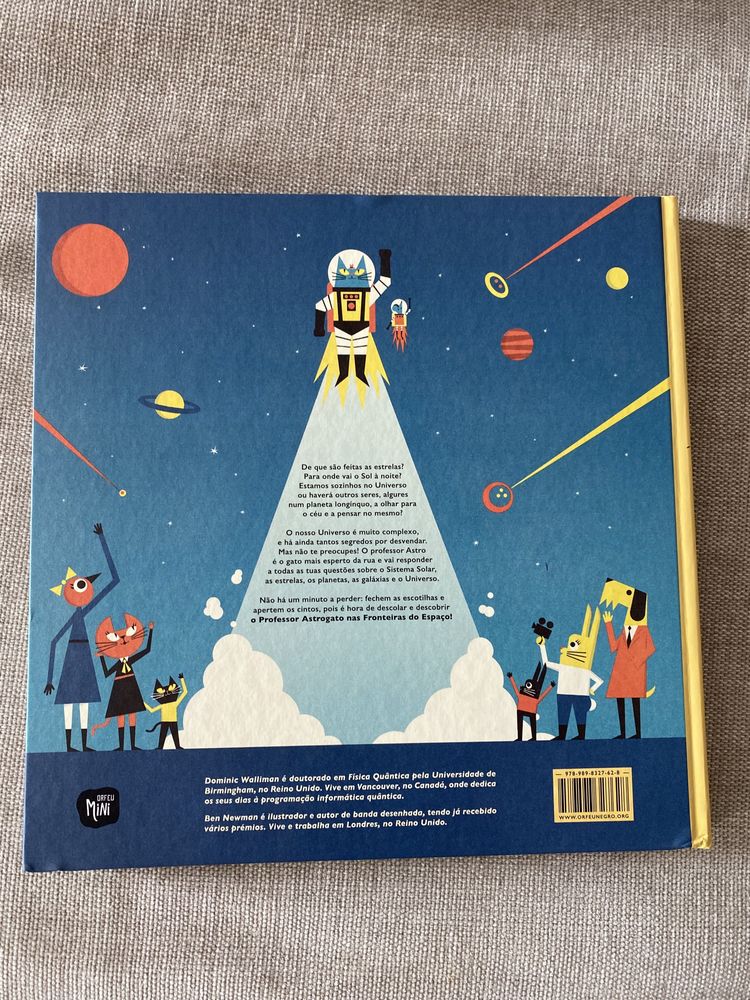 Livro infantil NOVO “O professor astrogato nas fronteiras do espaço”