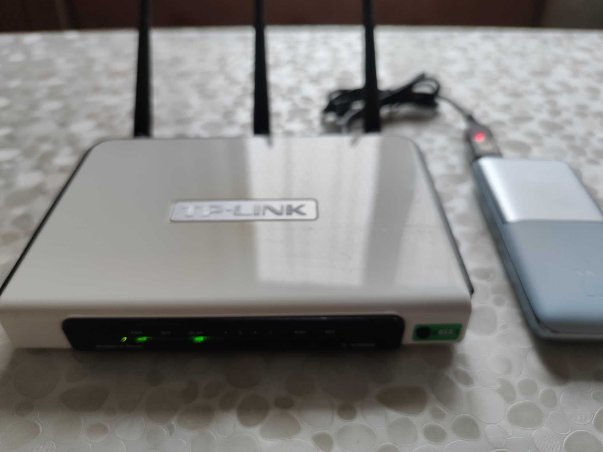 БЛЕКАУТ комплект: роутер TP-Link TL-WR940N + кабель до powerbank