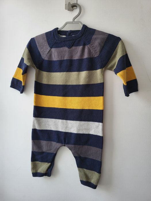 Sweterkowy pajac w paski 62-68