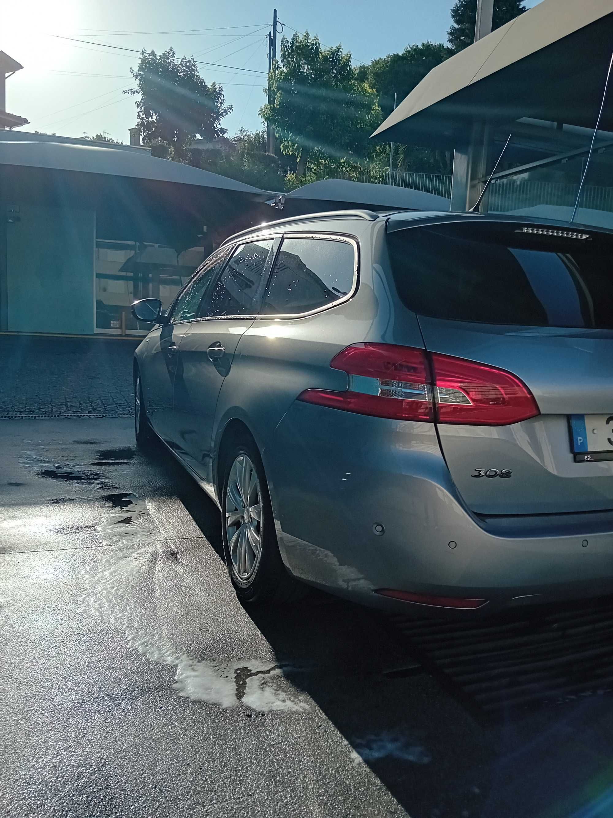 Peugeot 308sw 1.5 blueHDI