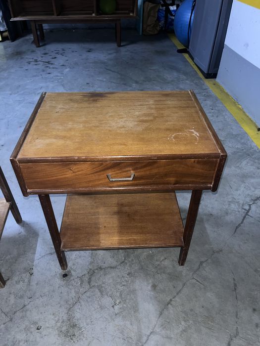Mesa de cabeceira