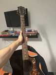 Violao guild OM 240 CE com cutaway e fundo arqueado (excelente estado)