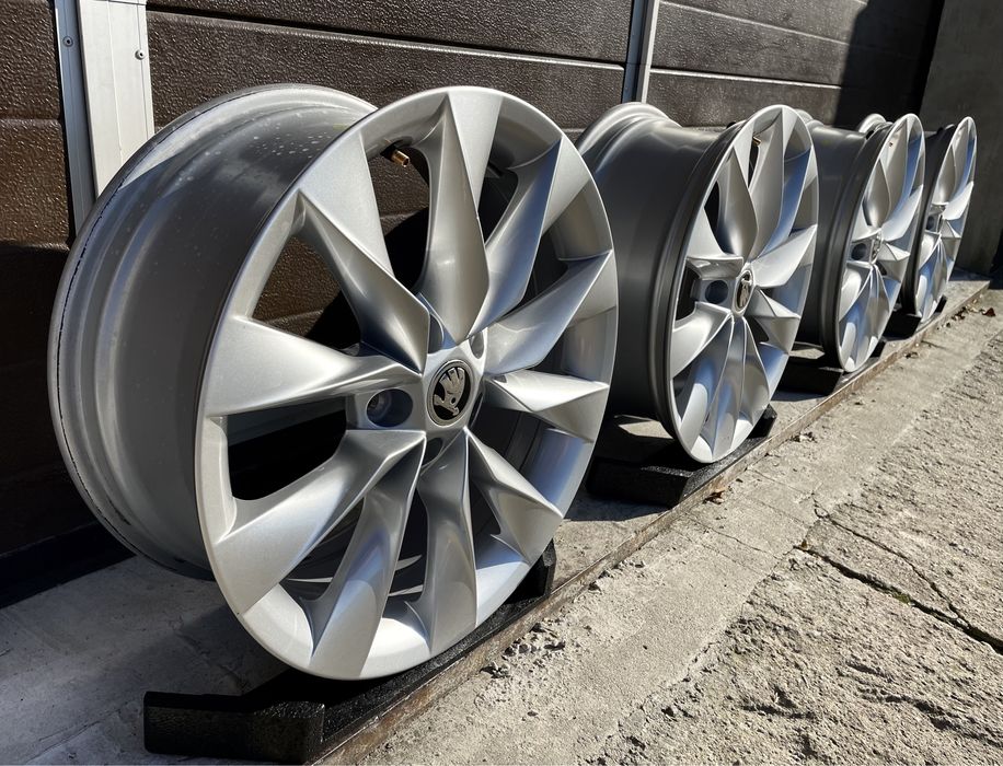 4x felgi aluminiowe 5x112 r17 et43 7J Alufelgi Oryginał Skoda 2024 17”