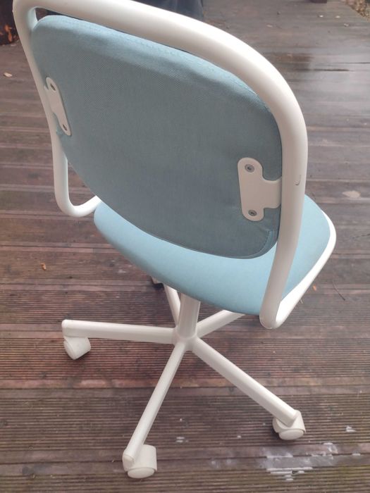 Krzesło biurkowe Ikea dla dziecka