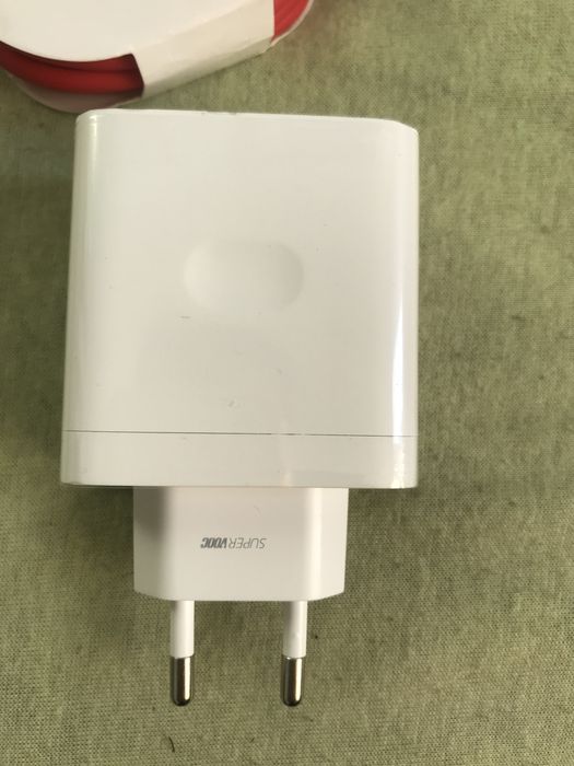 Oryginalna ładowarka One plus 67W  om