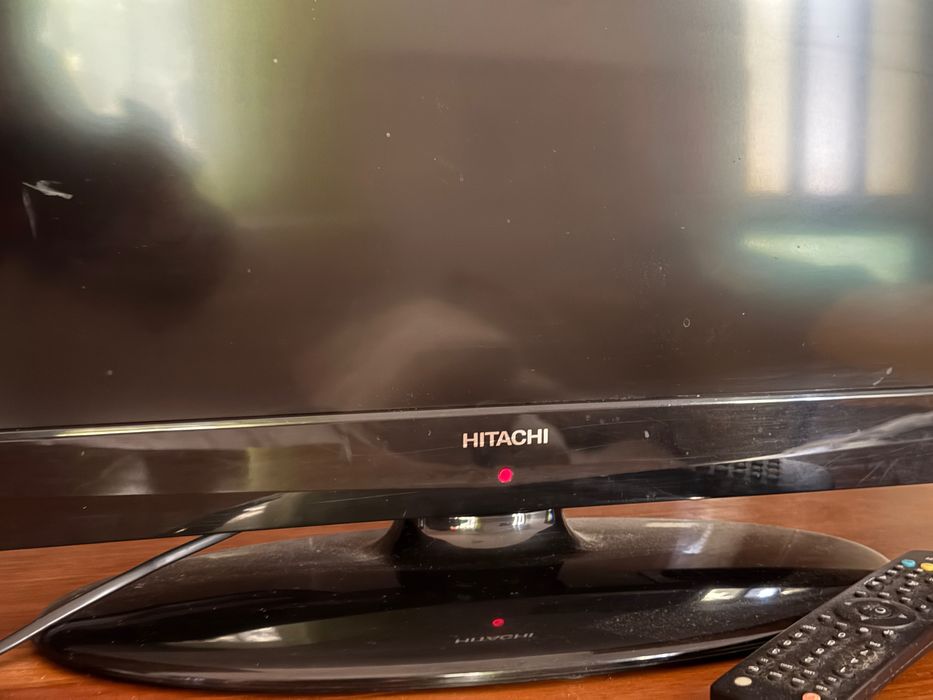 Televisão hitachi