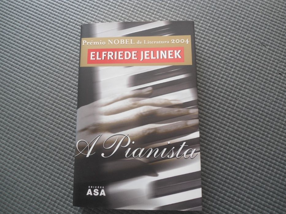 A Pianista por Elfriede Lelinek