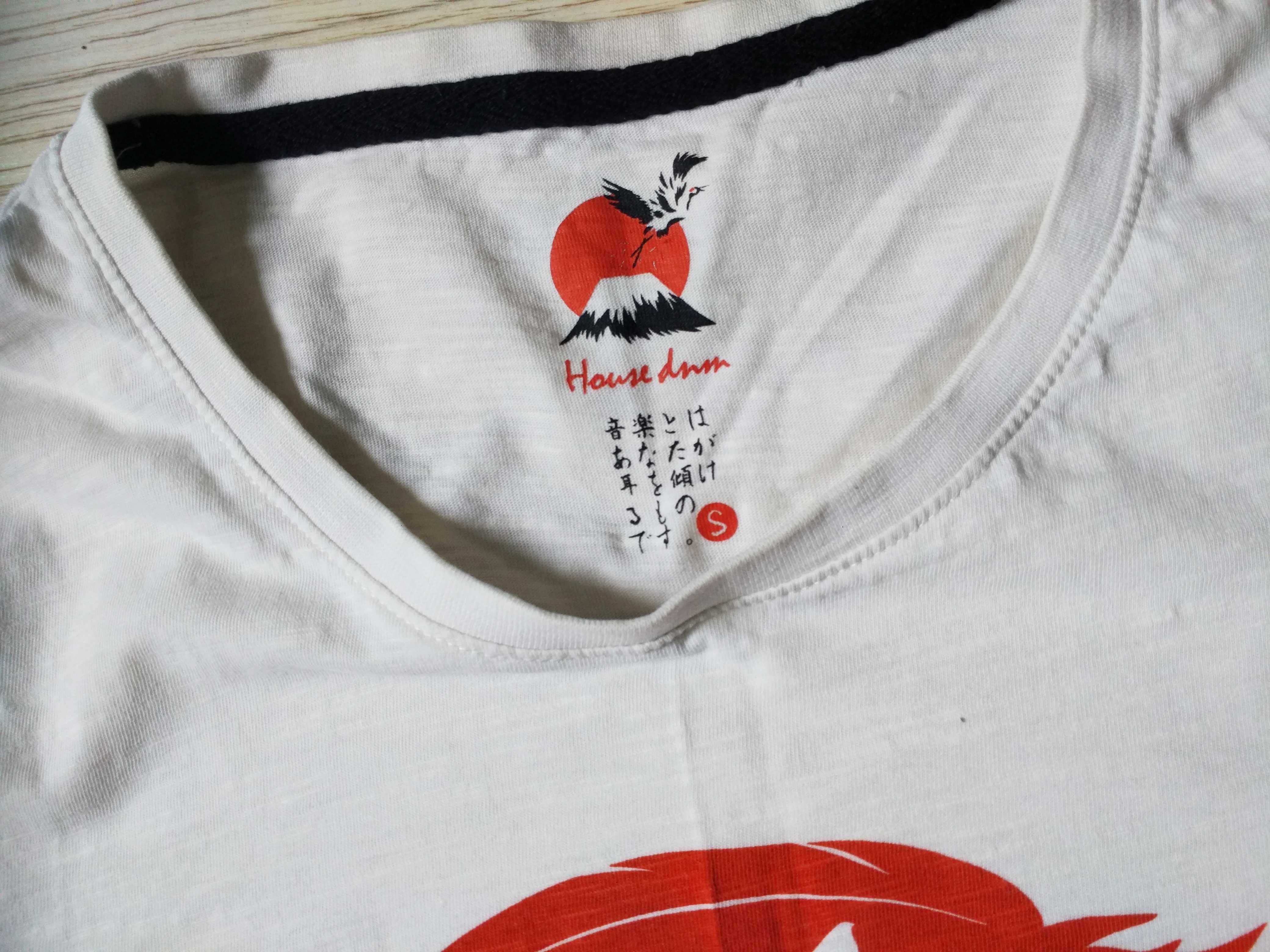 biala koszulka męska dnm house czerwony nadruk t-shirt japonia chiny