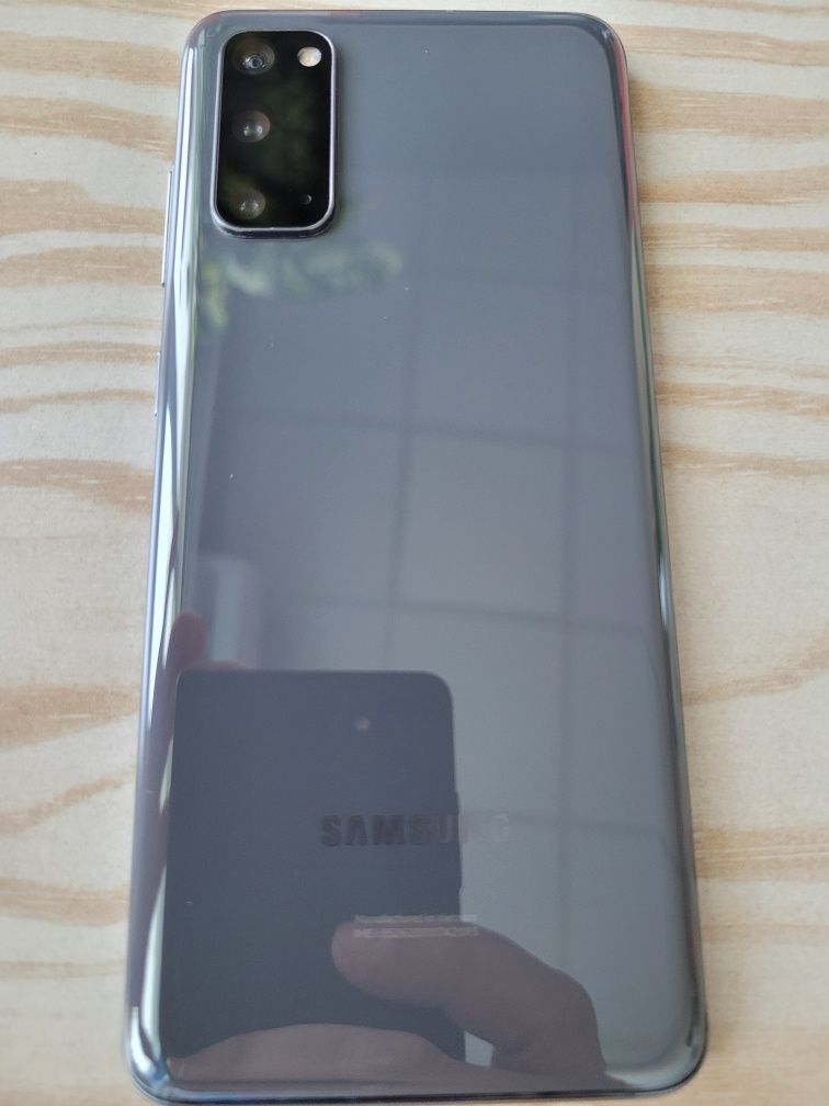 Samsung S20 128gb pink, grey