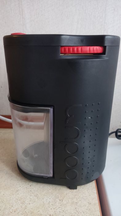 Młynek elektryczny Bodum Bistro