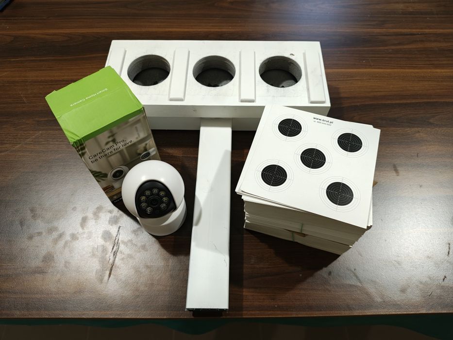 Kulochwyt do wiatrówki na 3 tarcze 10x10cm (KPN10) + kamera i tarcze
