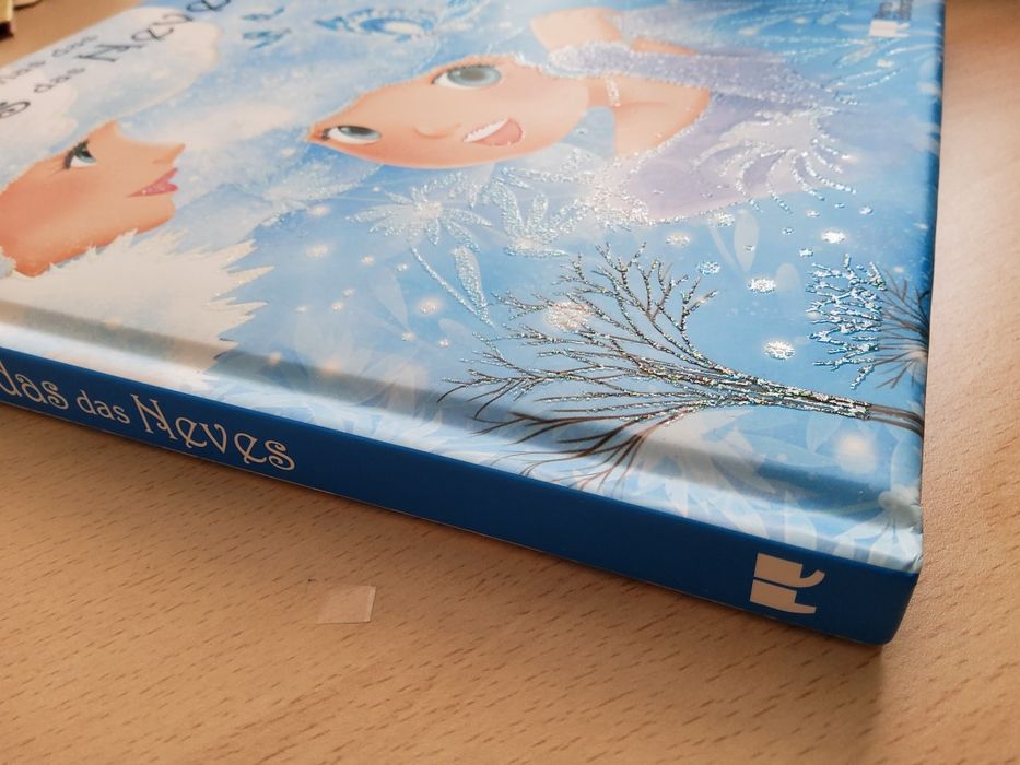 Livro Histórias das Fadas das Neves NOVO