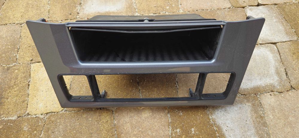 Dekory listwy ozdobne wewnętrzne BMW 5 E60 E61 lci lift spacegrau