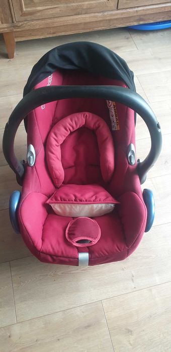 Fotelik nosidełko maxi Cosi CabrioFix
