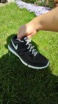 Кросівки Nike flex run 37-38 розмір