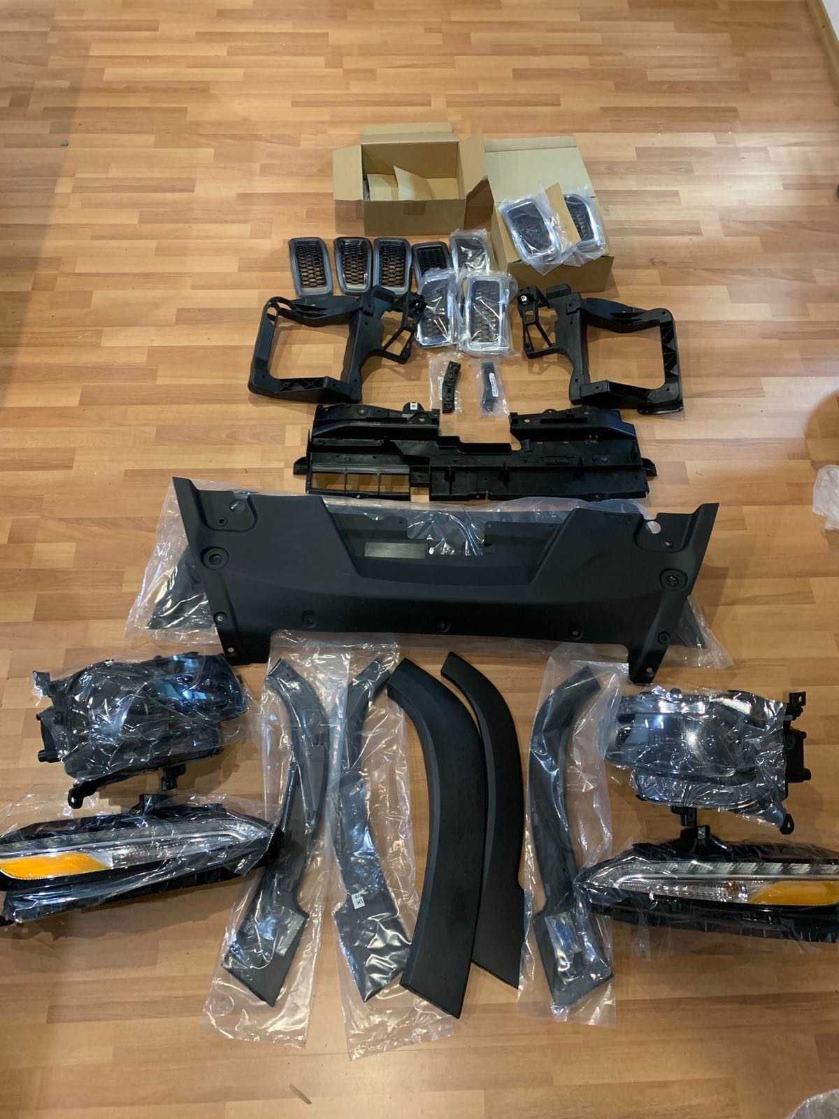 68321886AC 68157102aq  Mopar DRL Фара  глазки R Чероки Cherokee 14+