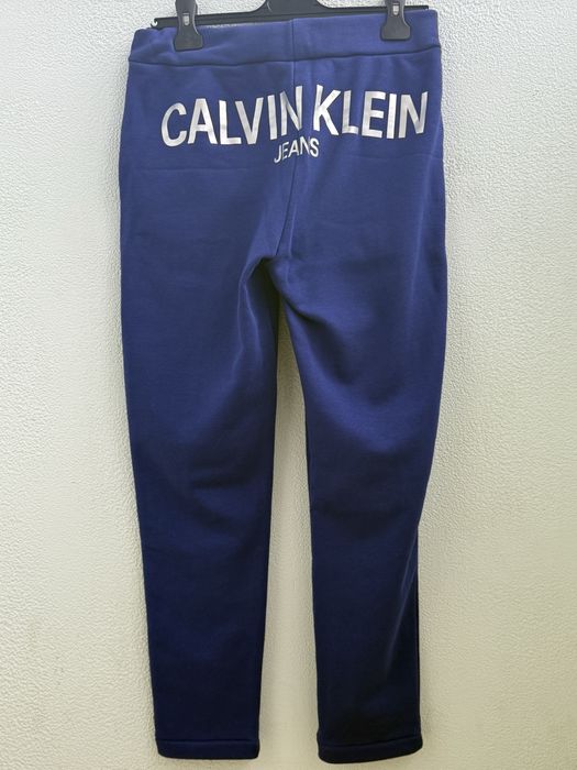 Костюм Calvin Klein Jeans розмір s