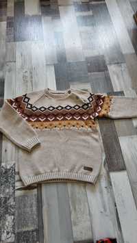 Sweter Newbie r 104