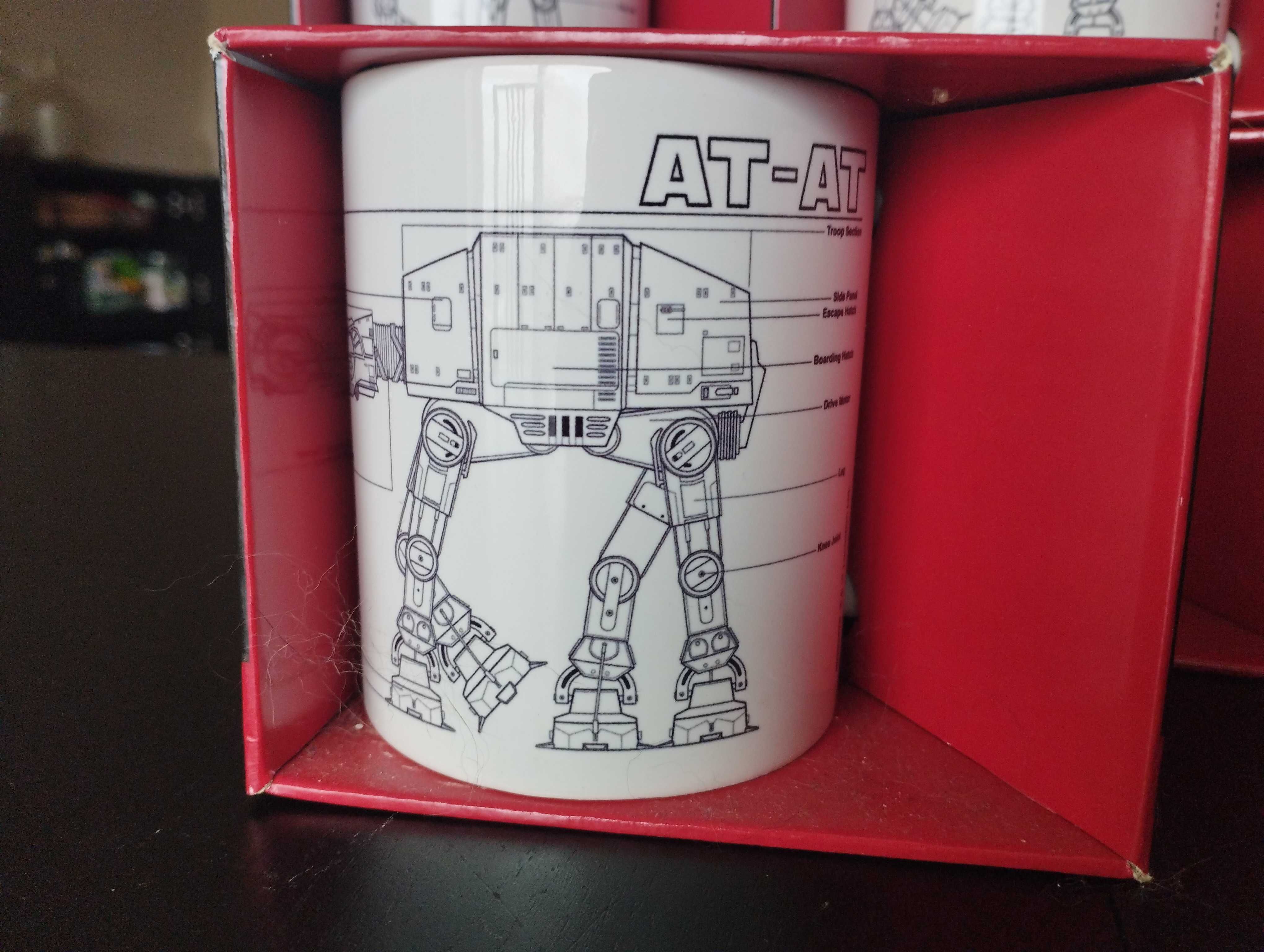 NOVA - Caneca do Filme Star Wars - AT-AT - PAGUE 3 LEVE 4