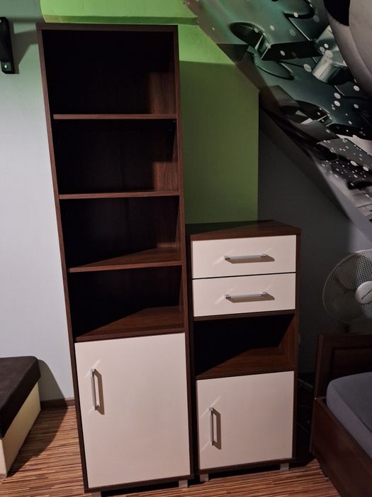 Regały, slupek, meble