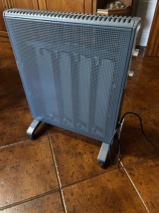 Radiador de Mica FLAMA - NOVO! Usado Apenas 4 Vezes | [2000 W]