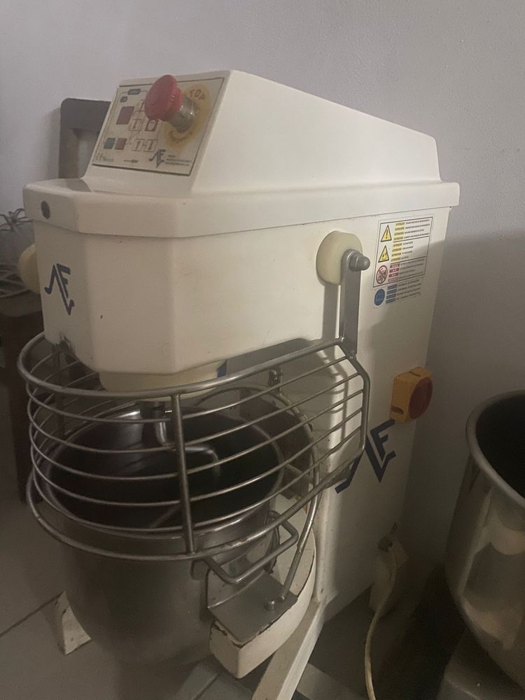 Batedeira 10L  Ferneto  usada