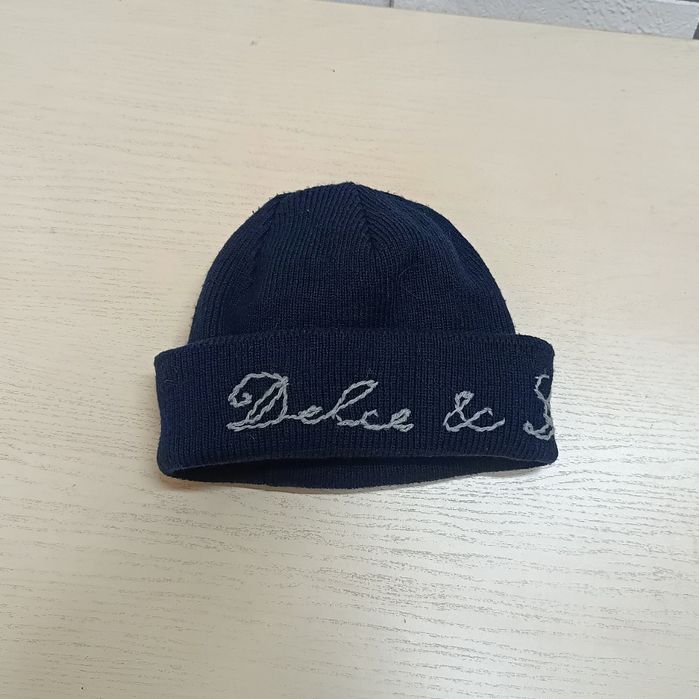 Шапка від бренду Dolce Gabanna