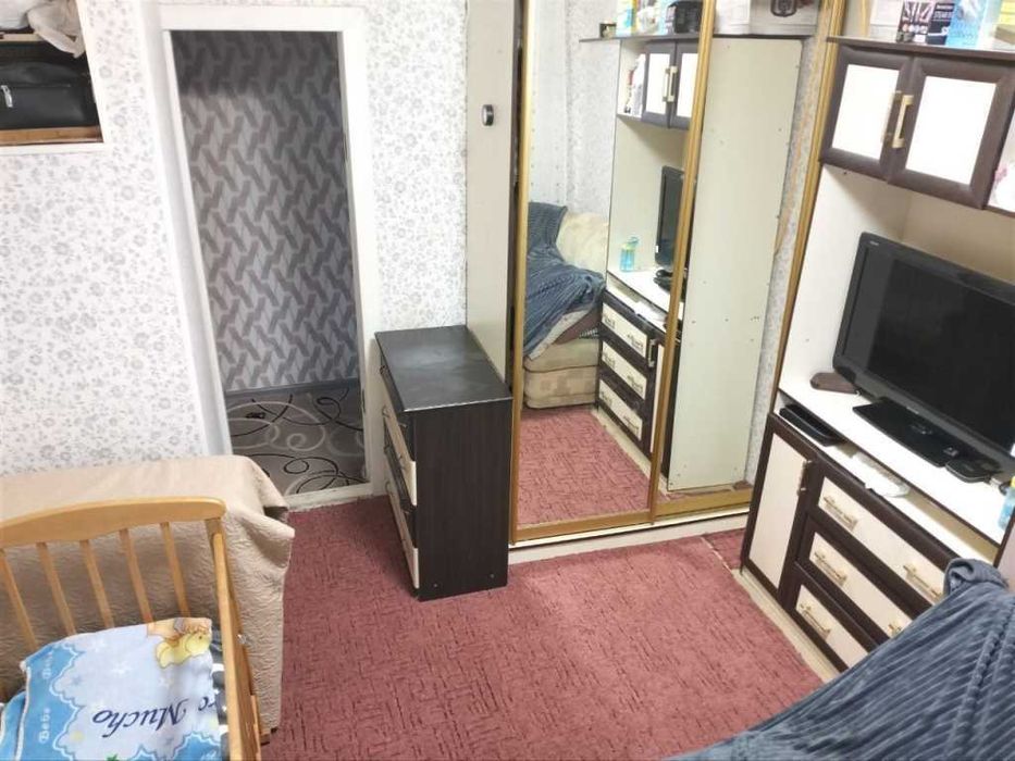 Частина будинку з окремим двором на Юрівці!