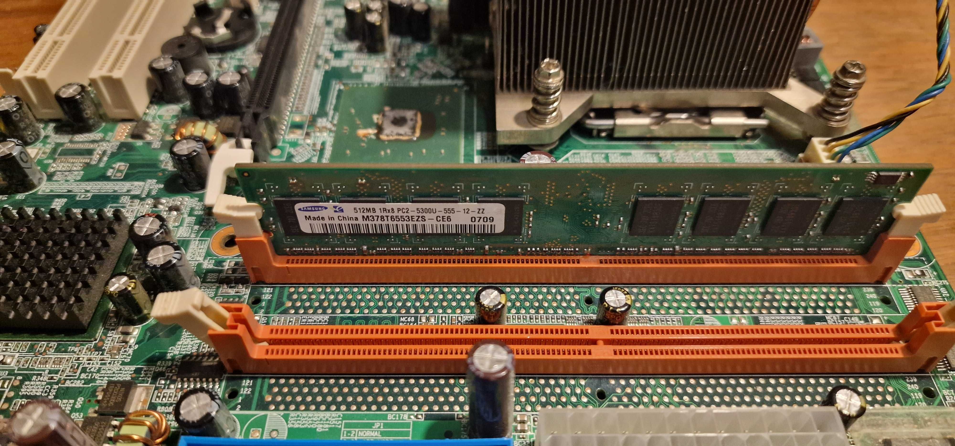 Płyta ECS 945GCT-NM 512MB DDR2 Celeron 2,66G pod XP