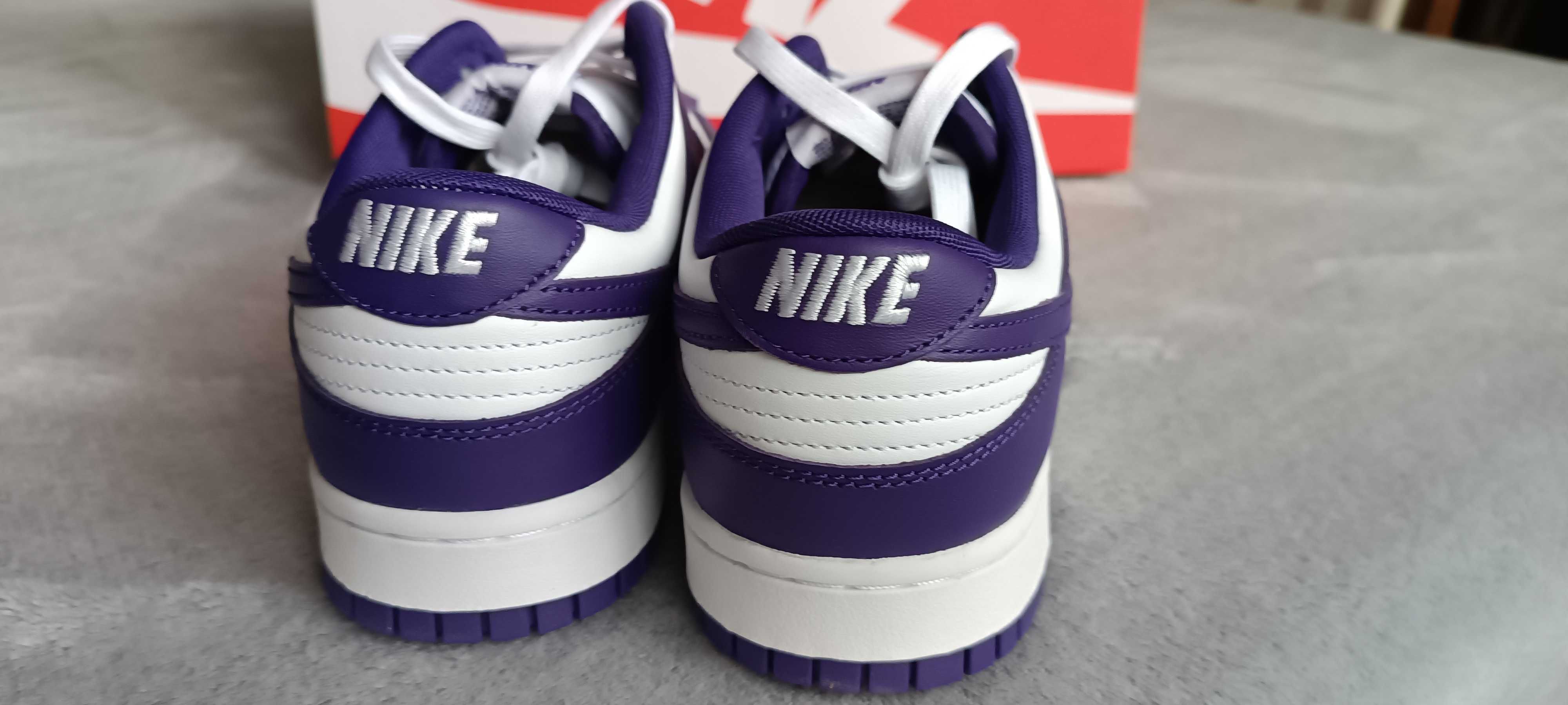 (r. 43/ US 9,5) Nike Dunk Low Championship Court Purple DD1391,-104