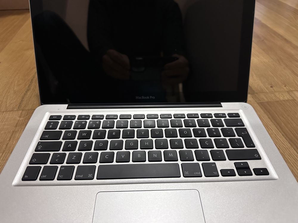 Vendo Apple Macbook Pro 13' * Sem Marcas de Uso *