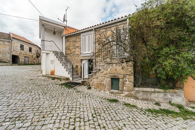 Moradia T1 / Seia, Sameice e Santa Eulália